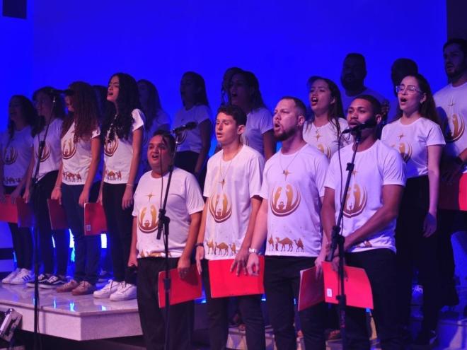 O evento contará com ampla estrutura de som e iluminação, além de um coro natalino formado por 60 cantores de todas as idades