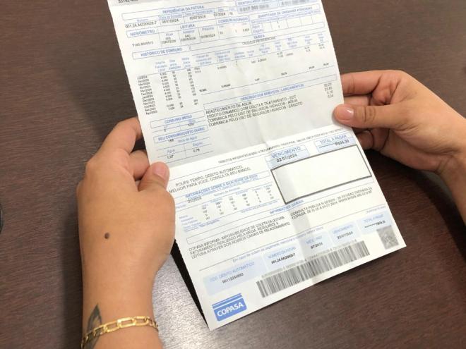  Uma moradora afirmou estar sem água desde o dia 2 de janeiro 