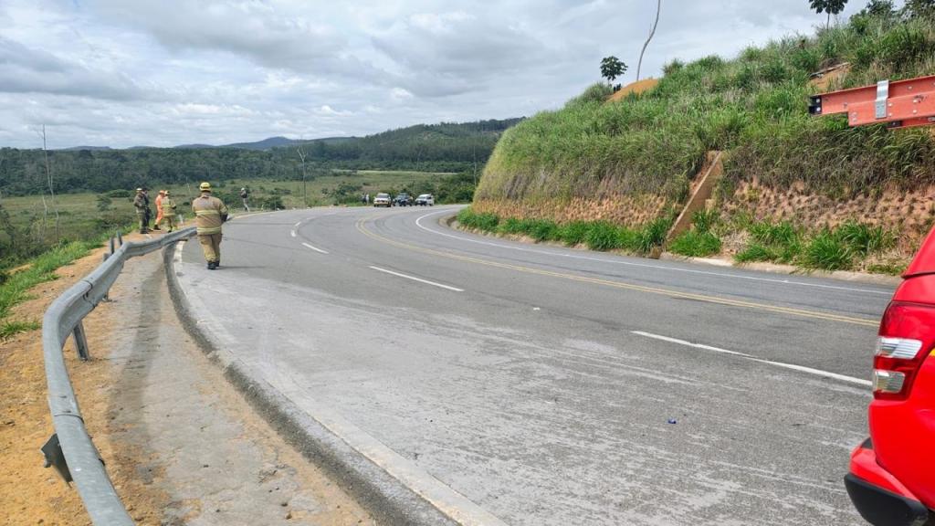 Curvas acentuadas, como essa onde aconteceu o acidente, tornam a estrada um risco aos seus usuários