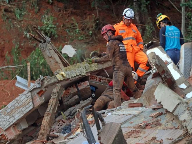 A Polícia Civil atualizou o número de vítimas no início da noite desta quarta-feira
