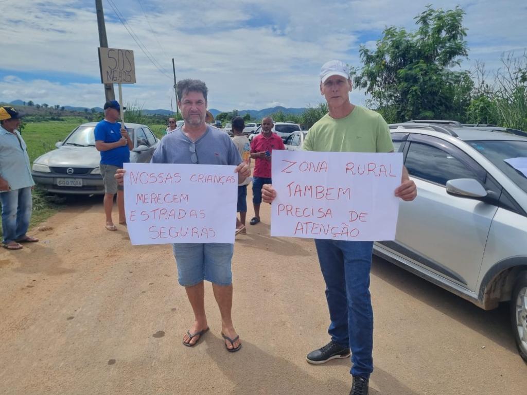 Além da precariedade da estrada, rede de energia elétrica não é suficiente para atender a demanda da área rural 