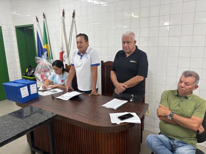 O presidente Nilson Pereira, o vice Andrade e a secretária Josiana Soares comandaram os trabalhos que definiram mais uma temporada