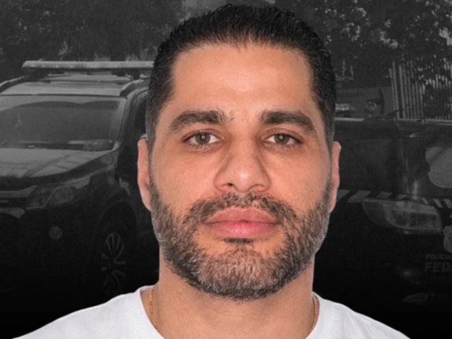 Luiz Phillipi Machado de Moraes Mourão, um dos presos na Operação Compliance Zero, deflagrada em 4 de março atentou contra a própria vida, enquanto se encontrava sob custódia da instituição na Superintendência Regional da Polícia Federal em Minas Gerais