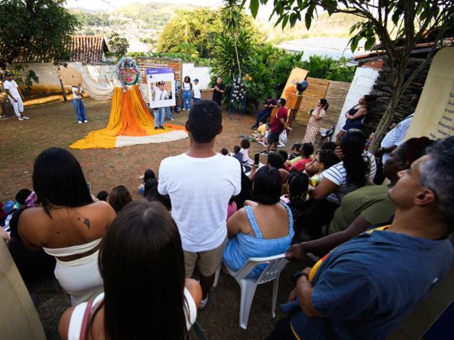 Periquito é a próxima parada da mostra de arte comunitária