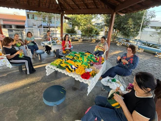 O trabalho é feito semanalmente na Pracinha João Bosco, no bairro Imbaúbas 