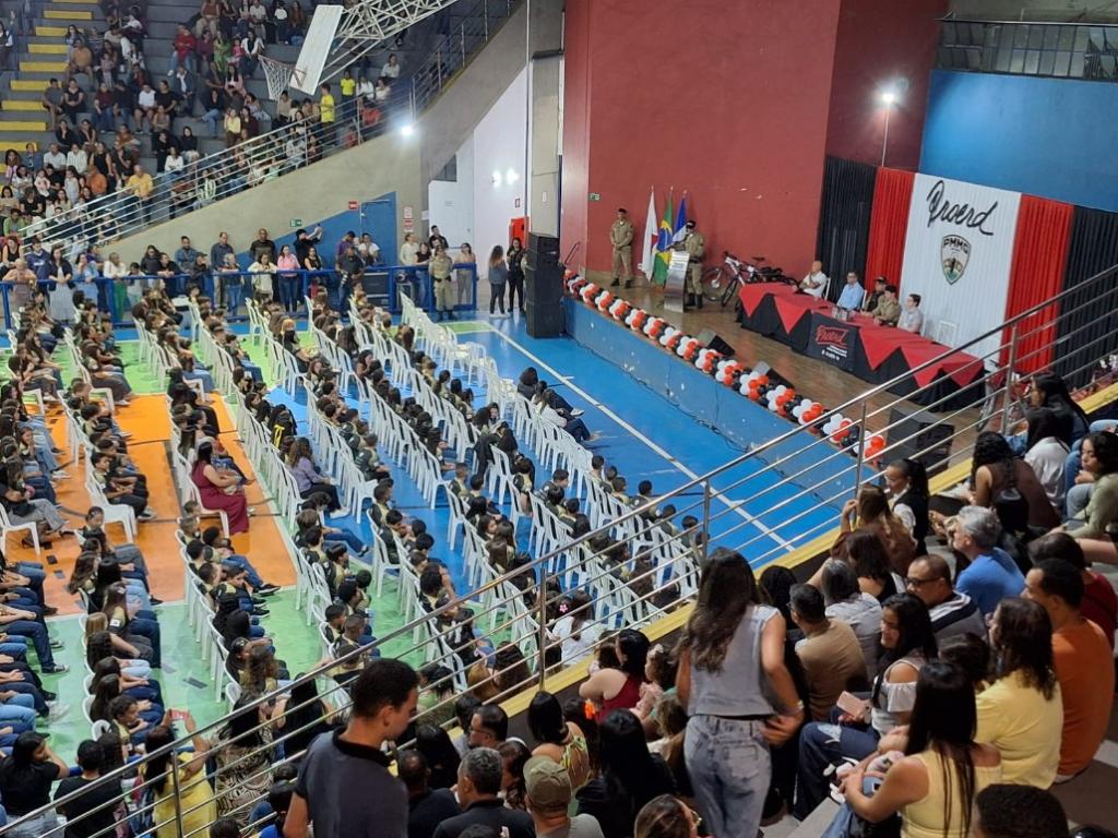 O Proerd é um programa educacional de resistência às drogas promovido pela Polícia Militar