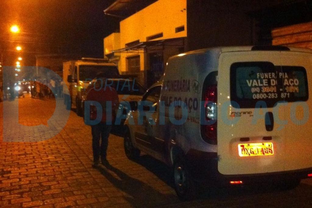 O crime aconteceu no bairro Santa Cruz, por possivelmente, uma disputa de espaço por tráfico de drogas