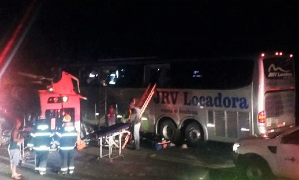 Ônibus trazia turistas mineiros, do Rio de Janeiro para Belo Horizonte