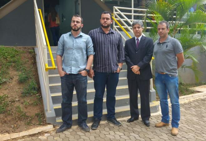 Representantes da Fundação Renova, José Almir Jaconelli Junior e Allan 