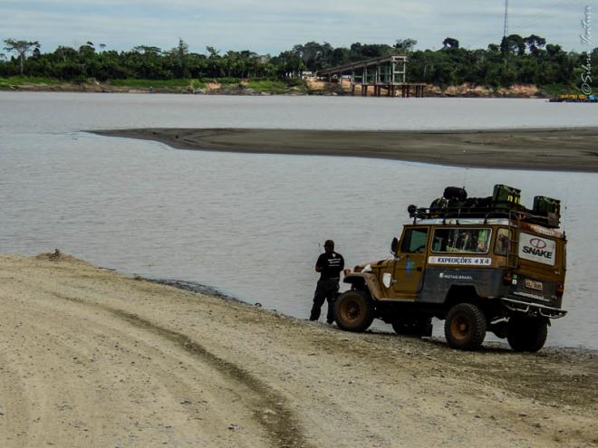 Rio Madeira - Divisa entre Acre e o Rondônia, no caminho para o Peru.