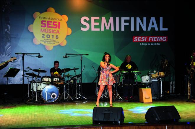 Inamara Amanda representa a Usiminas