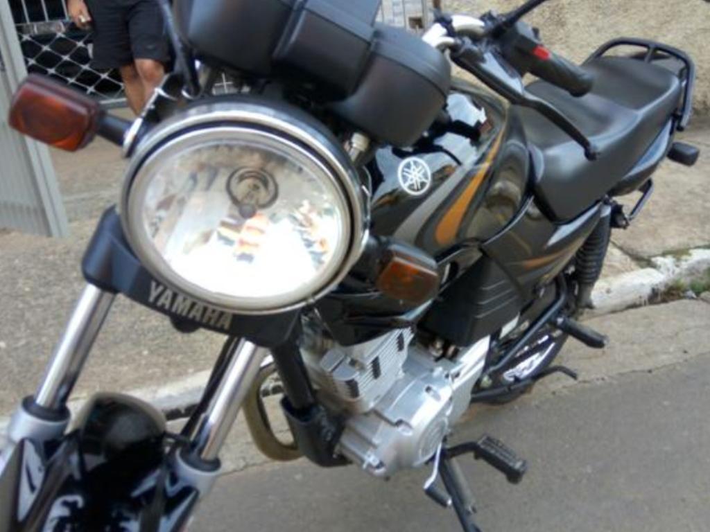 A moto recuperada pela PM é de um modelo parecido com este da foto