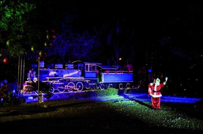 O Papai Noel e a Maria Fumaça já são tradicionais