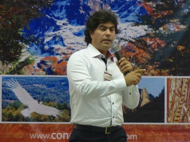 Roberto Guedes aponta solução para diminuir o número de jovens que pertencem à geração nem-nem”