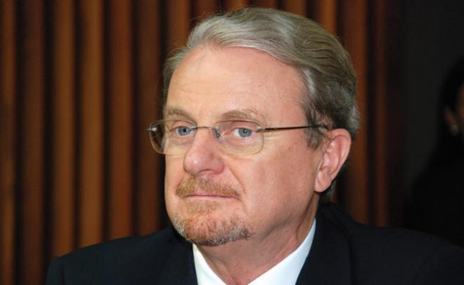 O prefeito de BH, Marcio Lacerda, decidiu apoiar candidato tucano e deixou Brant sem apoio 