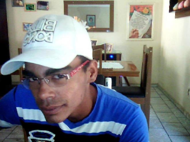 Lucas Mercês estava em tratamento contra dependência química, saiu da clínica e foi assassinado 