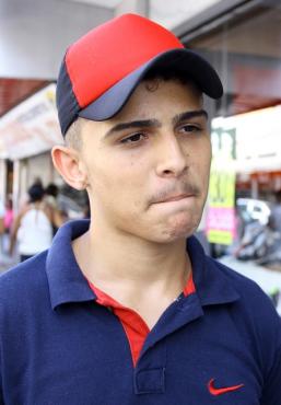 Hebert Salgado Silva, 17 anos, estudante  Prefiro o horário convencional, porque minha hora de levantar no horário de verão é de madrugada, e pra dormir também esse calor incomoda bastante”.