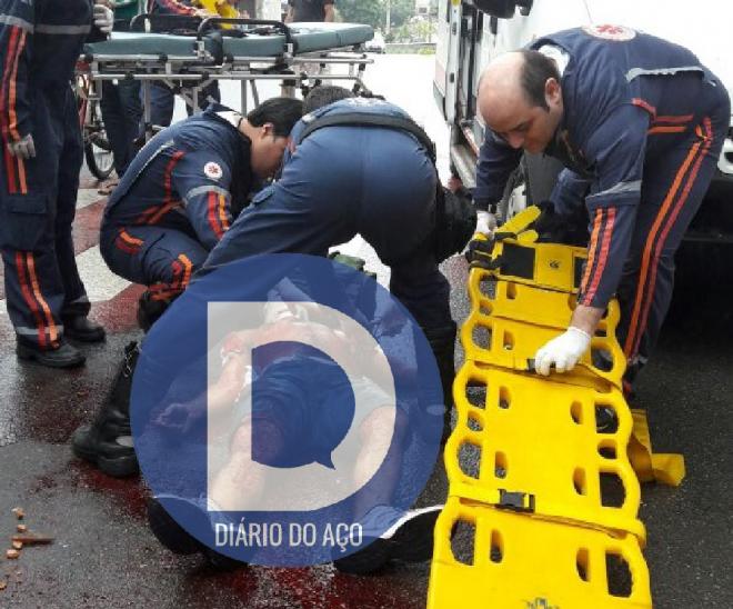 A vítima foi levada para o Hospital Márcio Cunha