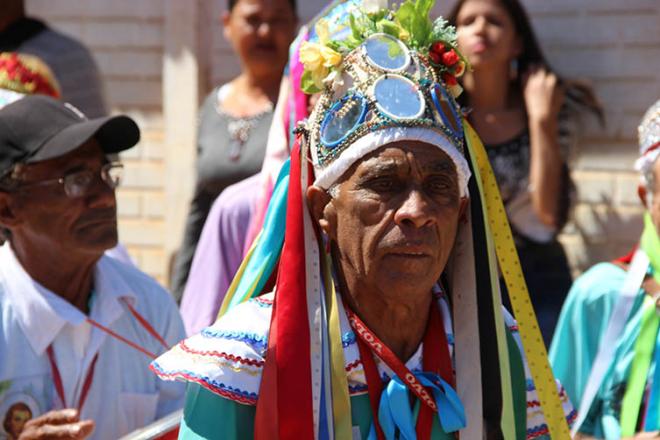 José Santana de Farias é o mestre do grupo de marujos