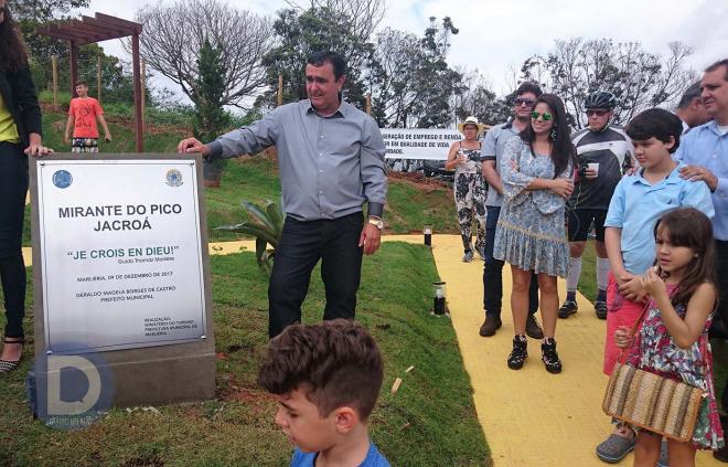 Na placa, a frase atribuída ao desbravador francês, Guido Marlière  