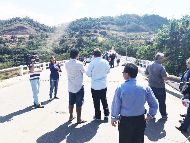 Enquanto aguarda reforma, ponte velha é ponto marcado por acidentes 