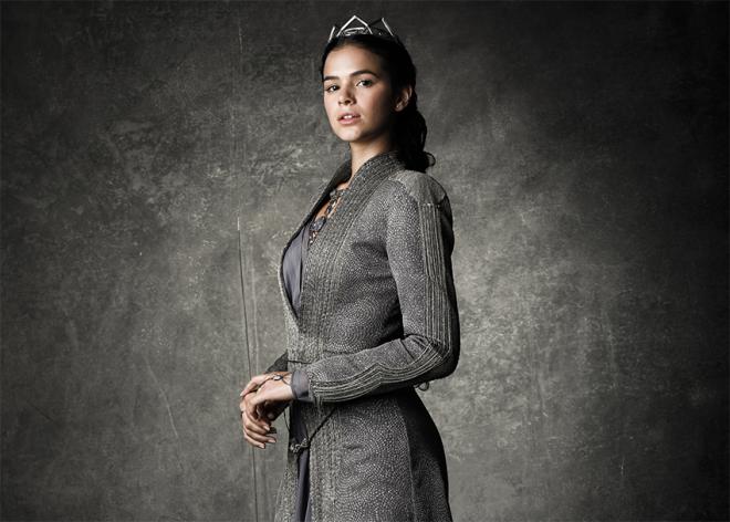 A princesa Catarina (Bruna Marquezine), sucessora do rei Augusto (Marco Nanini), tem planos ambiciosos para seu reino