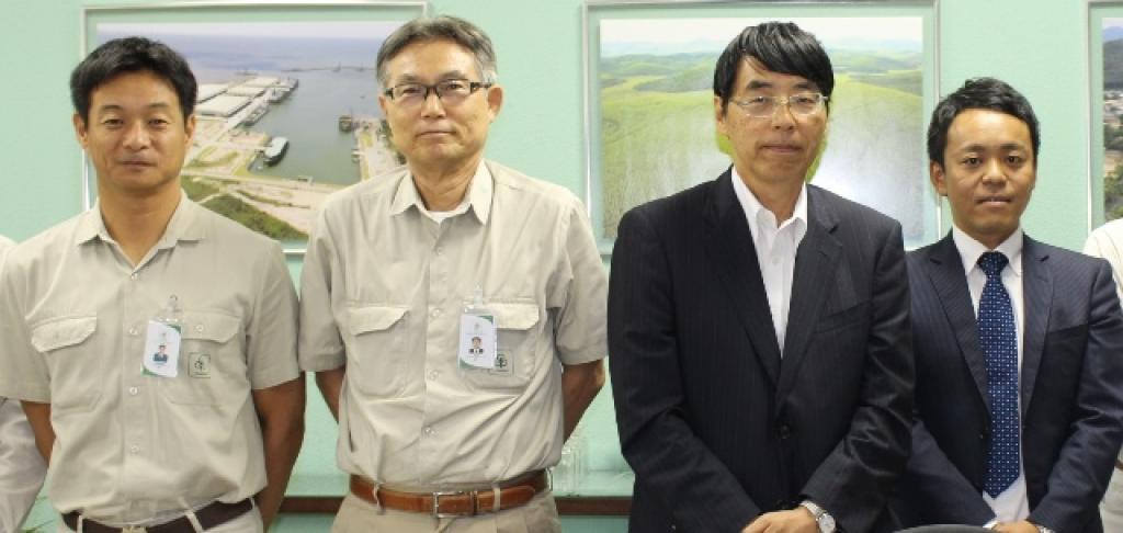 Diretor Comercial, Fumihiko Yamada; Diretor-Presidente Naohiro Doi, Embaixador do Japão no Brasil, Yamada Akira, e o secretário sr. Horinouchi