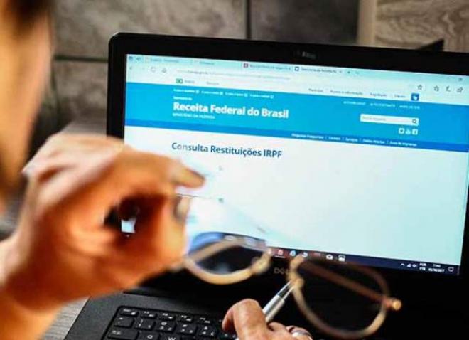 Está obrigado a declarar quem recebeu rendimentos tributáveis, em 2017, em valores superiores a R$ 28.559,70