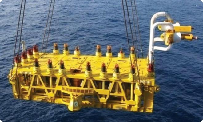 Esse tipo de equipamento ajuda a reduzir o número de linhas (dutos) conectadas à plataforma, além de diminuir o comprimento total das linhas de poços usadas num sistema de produção