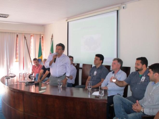 O conselheiro da Usiminas, Luiz Carlos Miranda, destacou a importância do programa para municípios mineiros