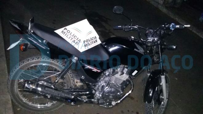 A moto utilizada nos crimes foi também apreendida durante o cerco policial na cidade