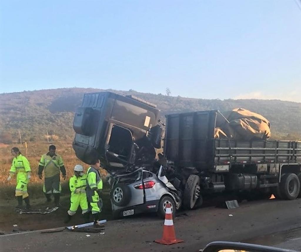 Acidente aconteceu no trecho da BR-040 em Nova Lima, Região Metropolitana de Belo Horizonte
