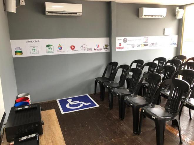 Pela confortável sala de cinema, já passaram mais de 20 filmes