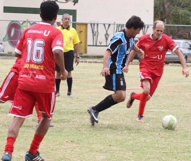 Os experientes jogadores acima de 45 anos estarão em ação nos próximos meses disputando um concorrido título  