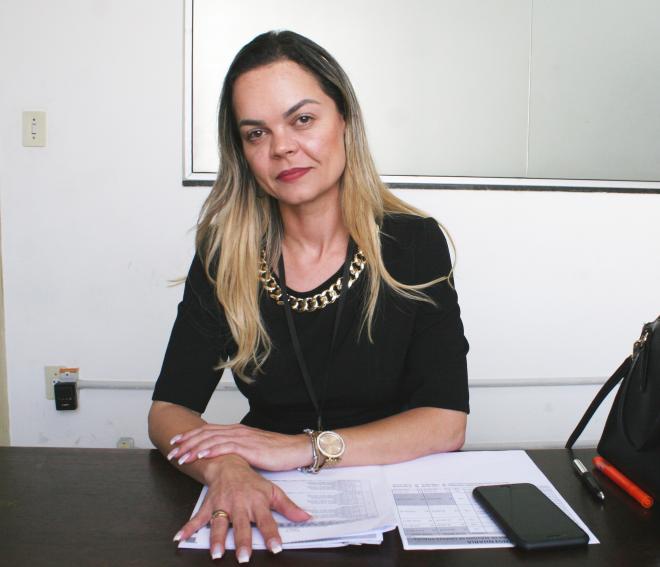 Flávia Brandão afirmou que o contribuinte de um imóvel residencial paga, aproximadamente, R$ 8 por mês para ter coleta de lixo