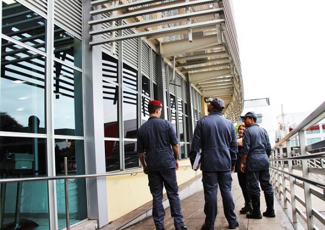 Bombeiros realizaram perícia no prédio da Câmara Municipal
