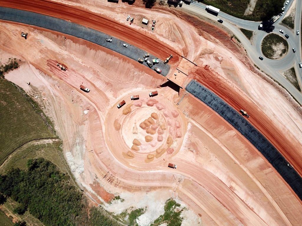 Obras no lote 7 da duplicação da BR-381, em Caeté