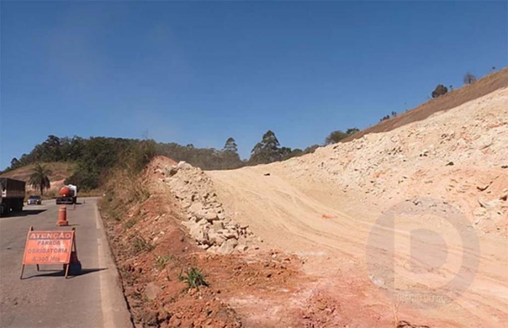 Km 416 em Caeté, próximo ao restaurante Estrada de Minas