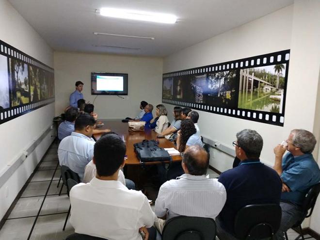 Técnicos apresentaram programa da Copasa e ouviram reclamações de desabastecimento em Timóteo 