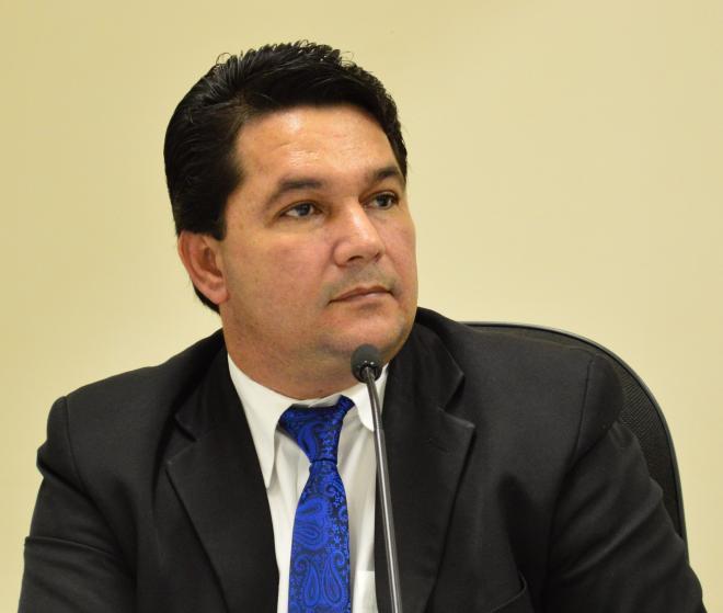 Enéias Reis é suplente do PSL e deverá assumir vaga na Câmara dos Deputados