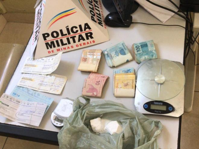 Material apreendido pela PM na casa do autor