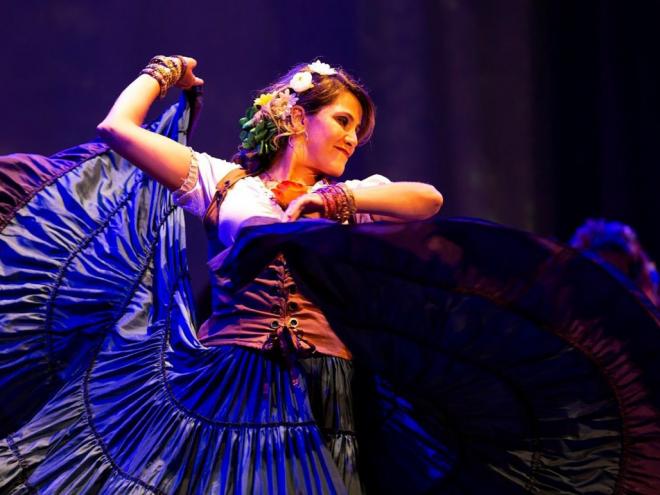 A professora e dançarina Débora Santiago vai ministrar a oficina