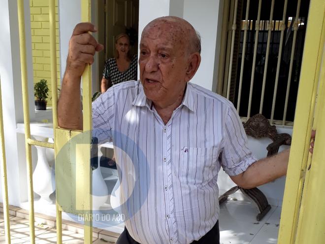 Médico criou família e raízes em Ipatinga 
