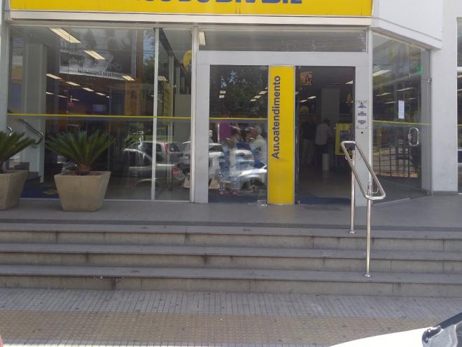 Na segunda-feira (20), véspera do feriado, os bancos funcionam normalmente