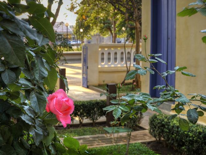 A Casa Portinari preserva os belos jardins em todo o seu entorno