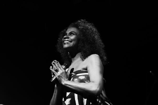 Zezé Motta vai homenagear Elizeth Cardoso