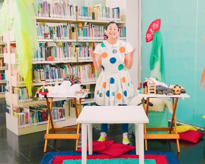 Flora Manga fala de lobos, porquinhos e cabritinhos