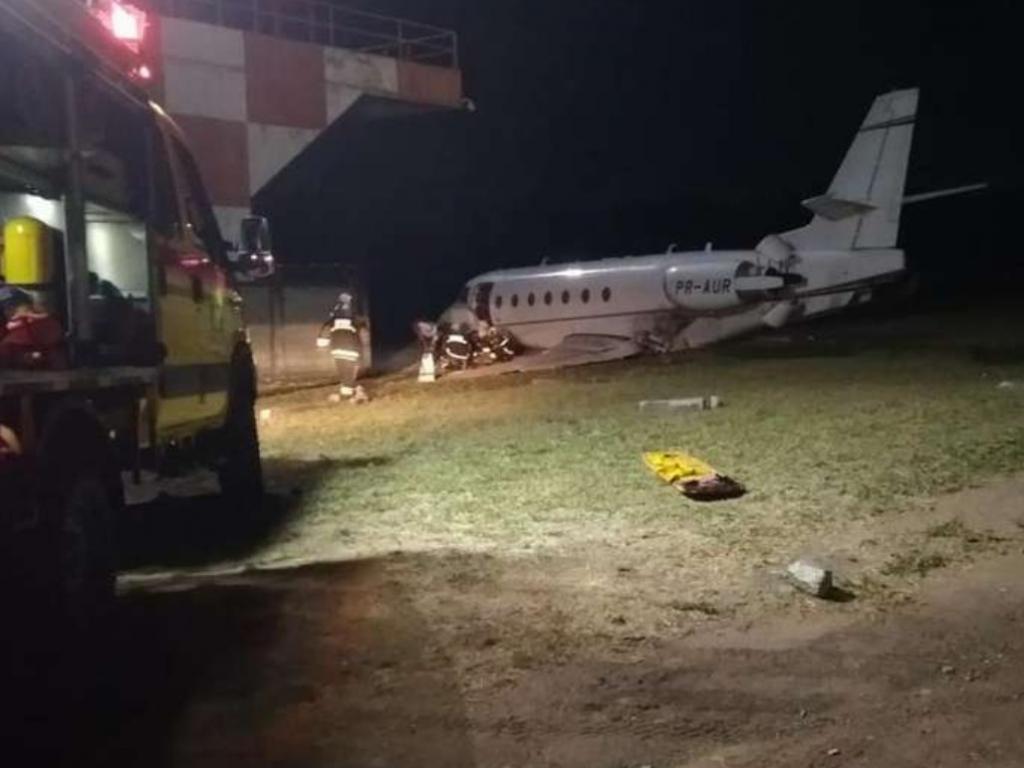 Os três ocupantes da aeronave saíram sem ferimentos 