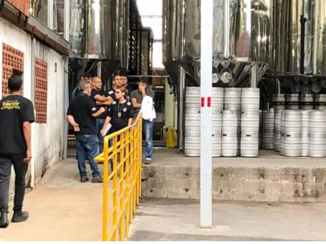 Área de produção de cervejaria, em Belo Horizonte 