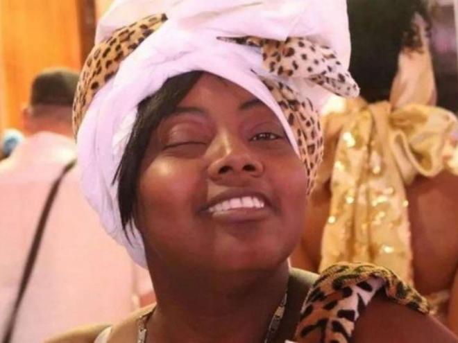 A brasileira Simone Barreto Silva, de 44 anos, é uma das vítimas do ataque fatal de um tunisiano de 21 anos em uma igreja na cidade de Nice, na França